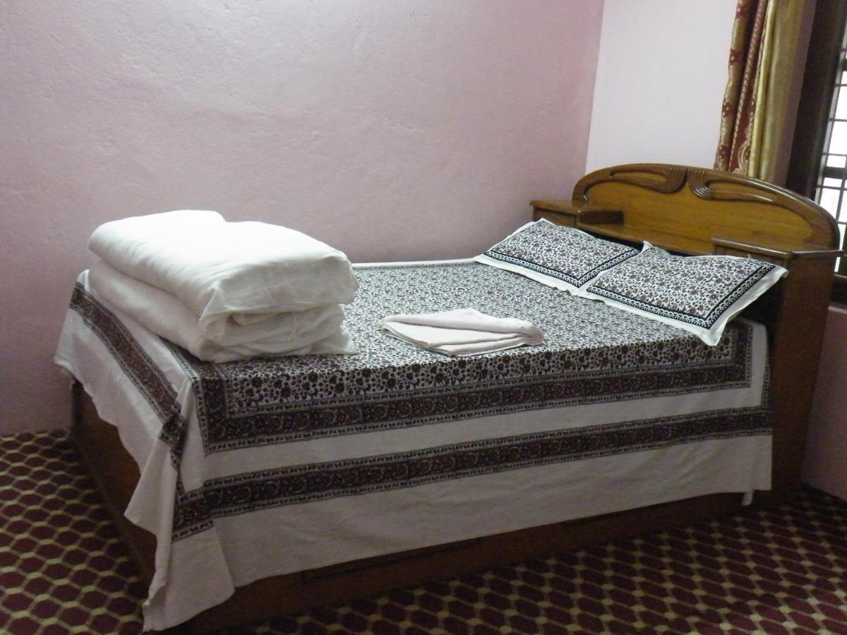 Pokhara Abroad Inn Exterior photo
